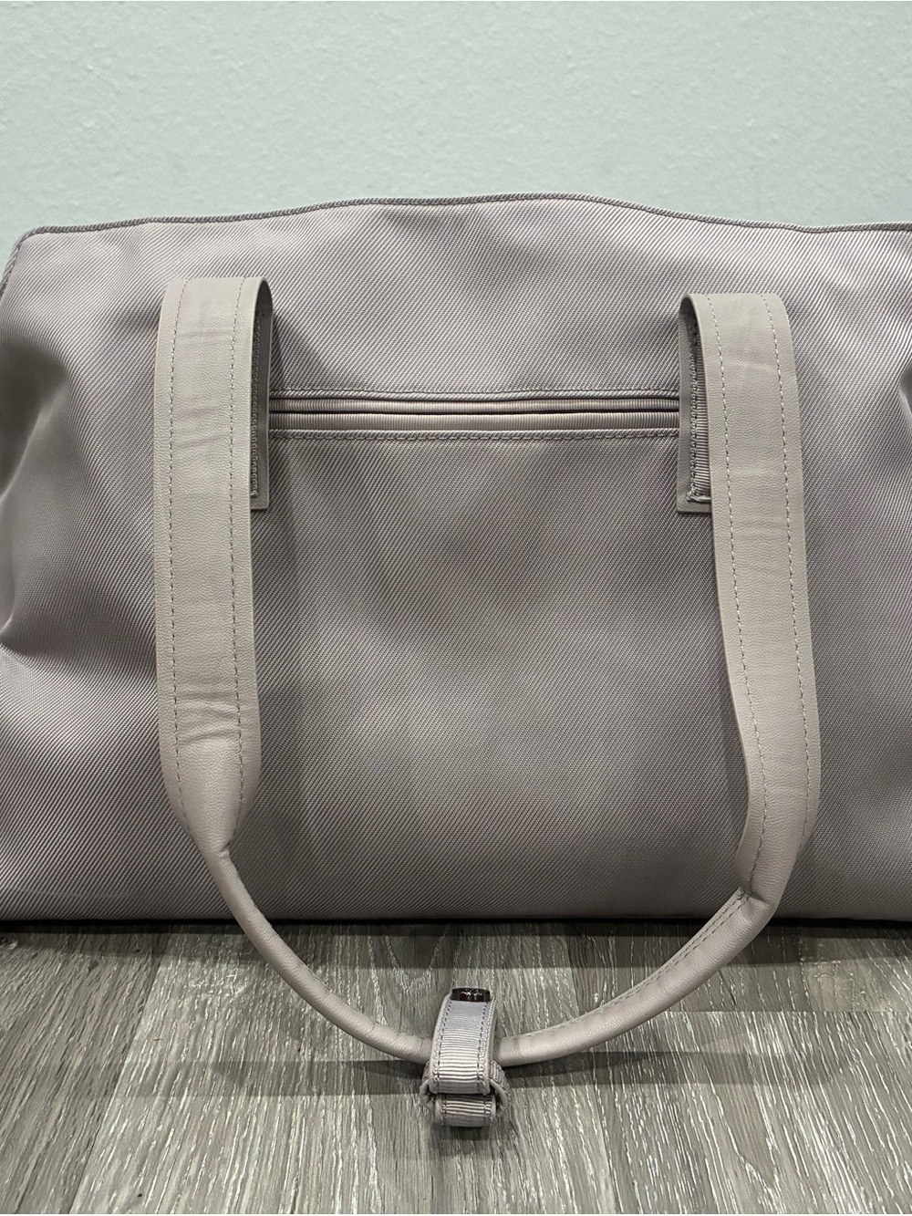 lululemon athletica go getter light Gray Shoulder Bag